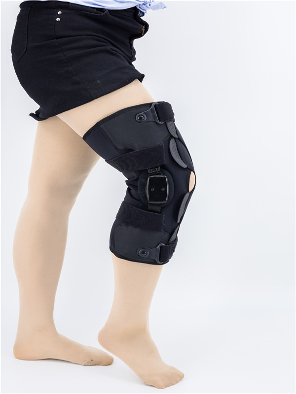 heat and gentle pressure hinged OA knee braces