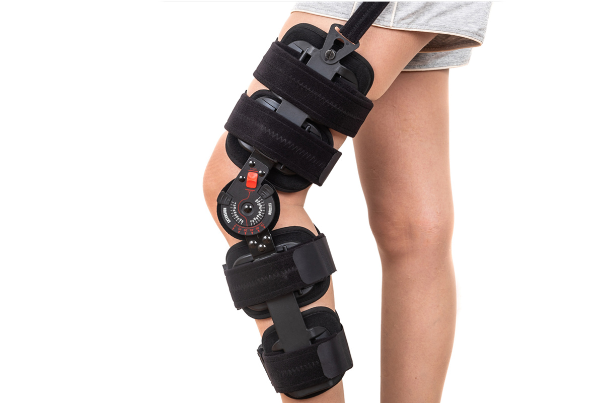 Adjustable Knee Immobilizer Brace